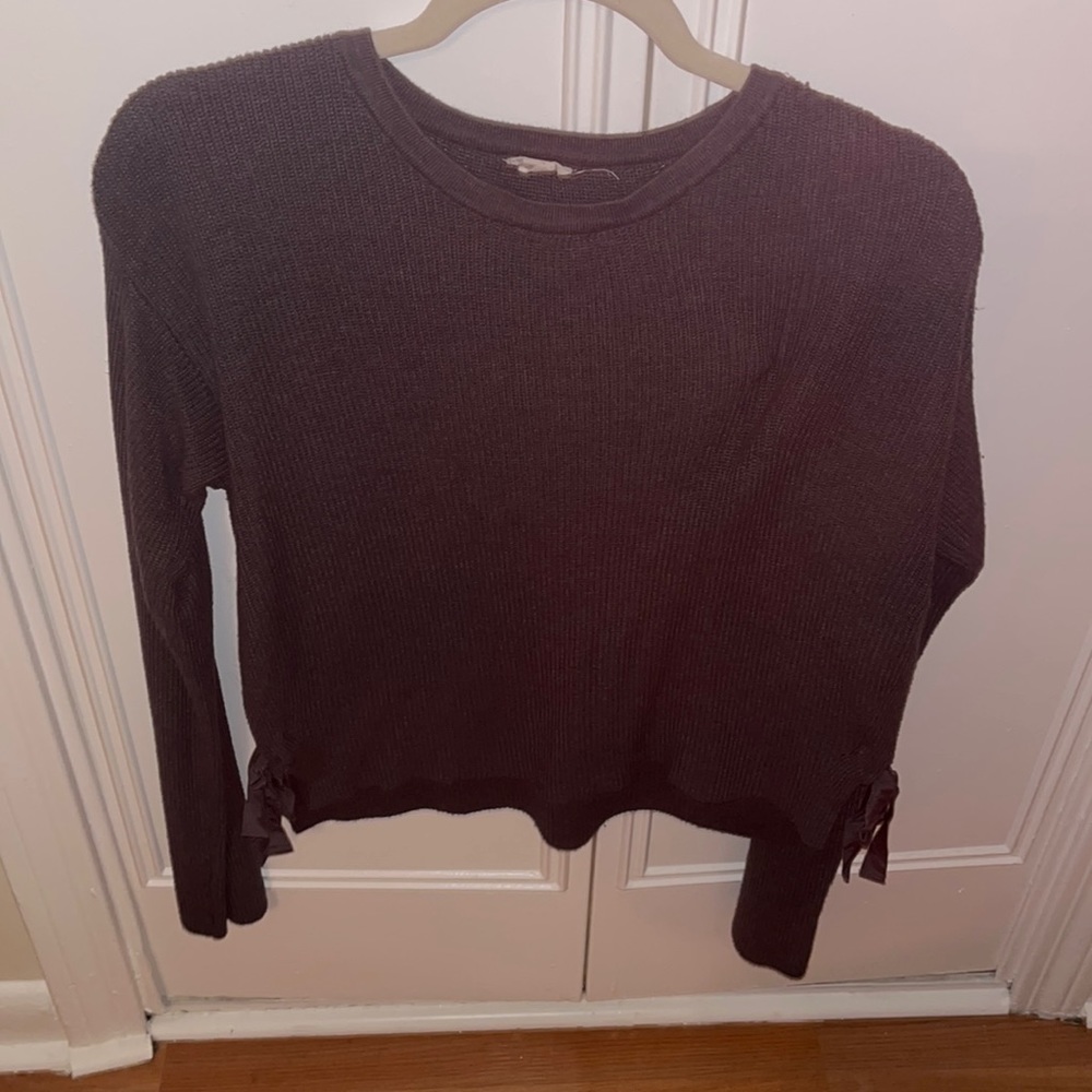 Women’s sweater size small